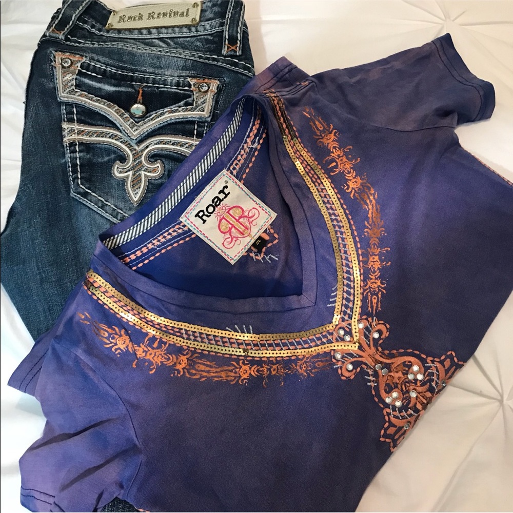 Roar shirt Size Medium
